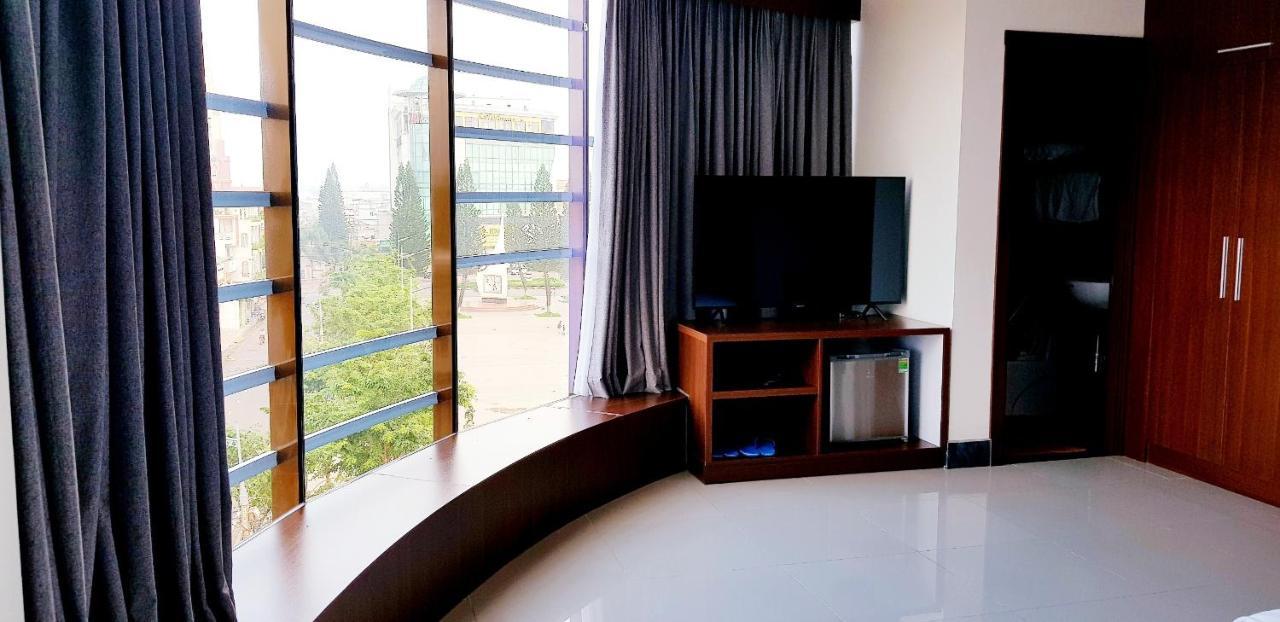 Quoc Thanh Hotel Long Khanh Dış mekan fotoğraf