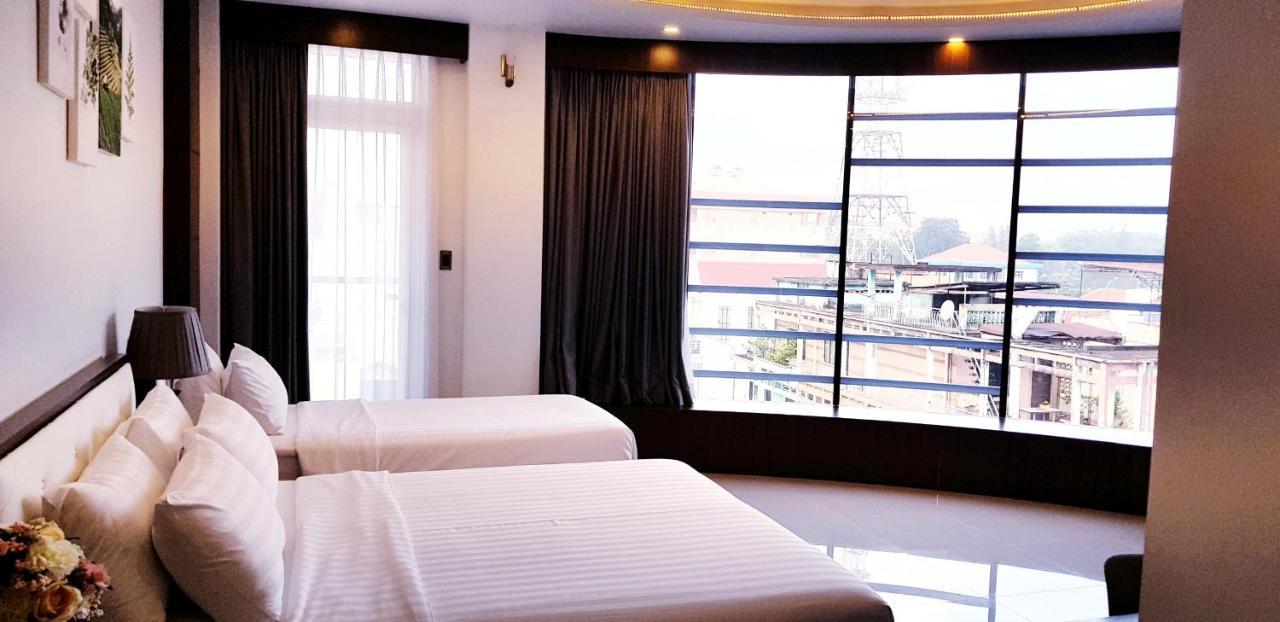 Quoc Thanh Hotel Long Khanh Dış mekan fotoğraf