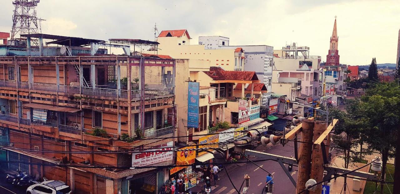 Quoc Thanh Hotel Long Khanh Dış mekan fotoğraf