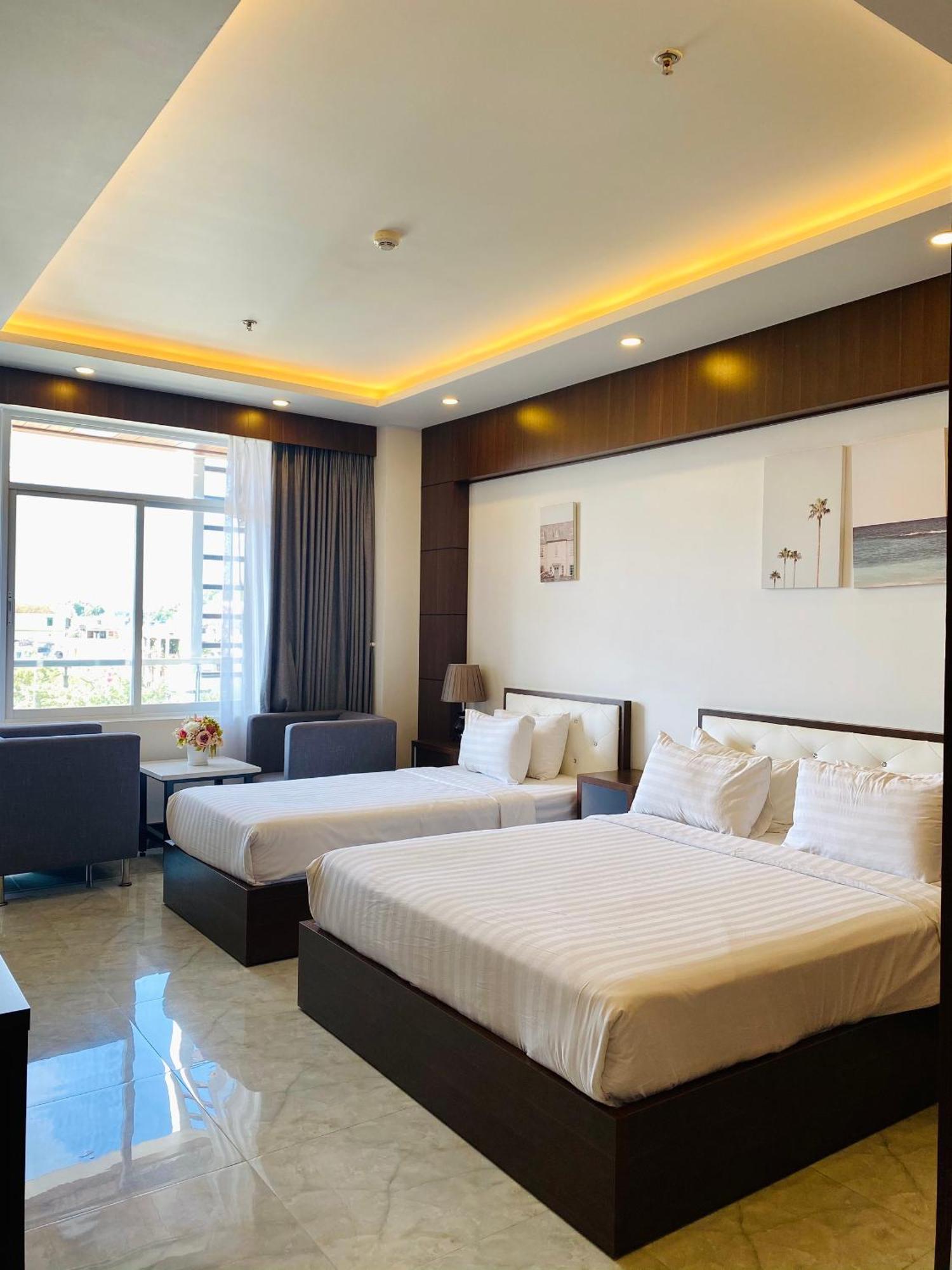 Quoc Thanh Hotel Long Khanh Dış mekan fotoğraf