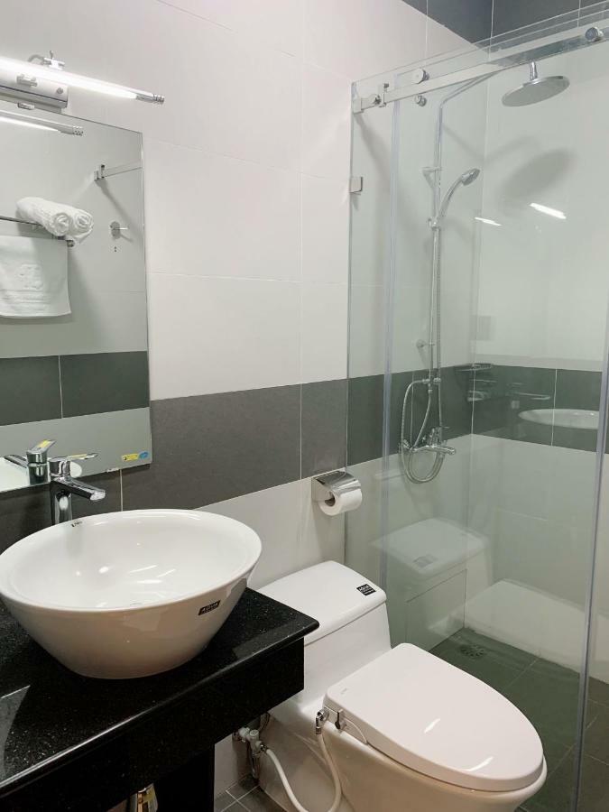 Quoc Thanh Hotel Long Khanh Dış mekan fotoğraf