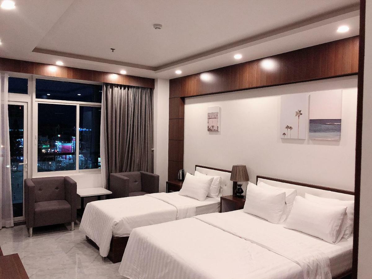 Quoc Thanh Hotel Long Khanh Dış mekan fotoğraf
