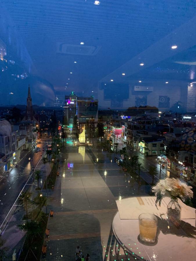 Quoc Thanh Hotel Long Khanh Dış mekan fotoğraf