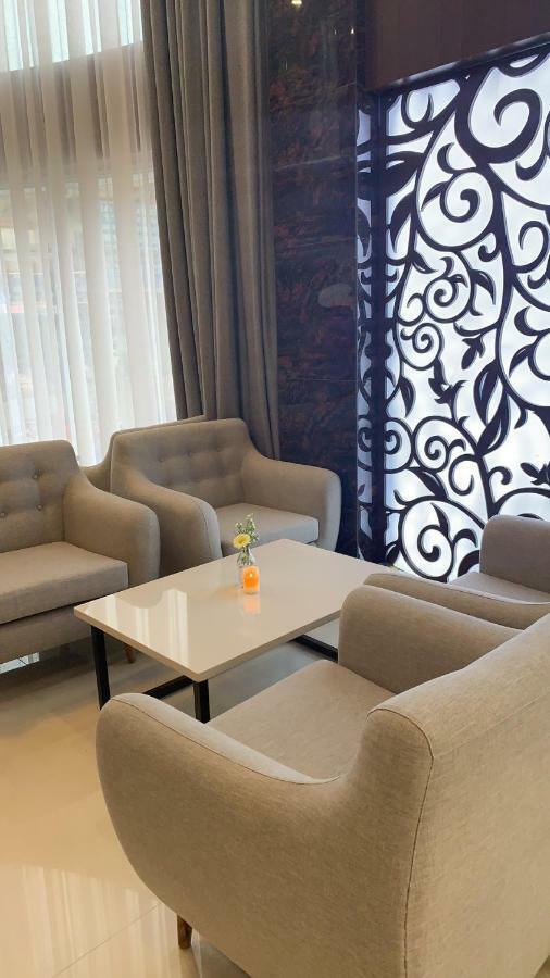 Quoc Thanh Hotel Long Khanh Dış mekan fotoğraf