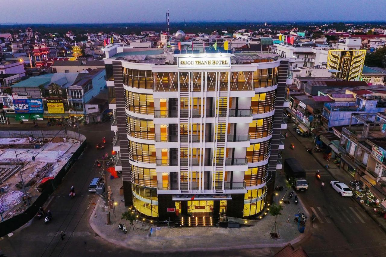 Quoc Thanh Hotel Long Khanh Dış mekan fotoğraf